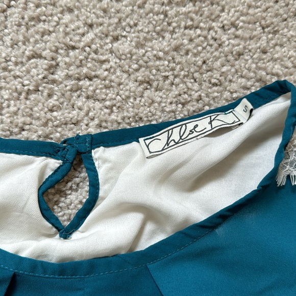 Chloe K Lace Trim Shirt (Small) - Picture 3 of 5